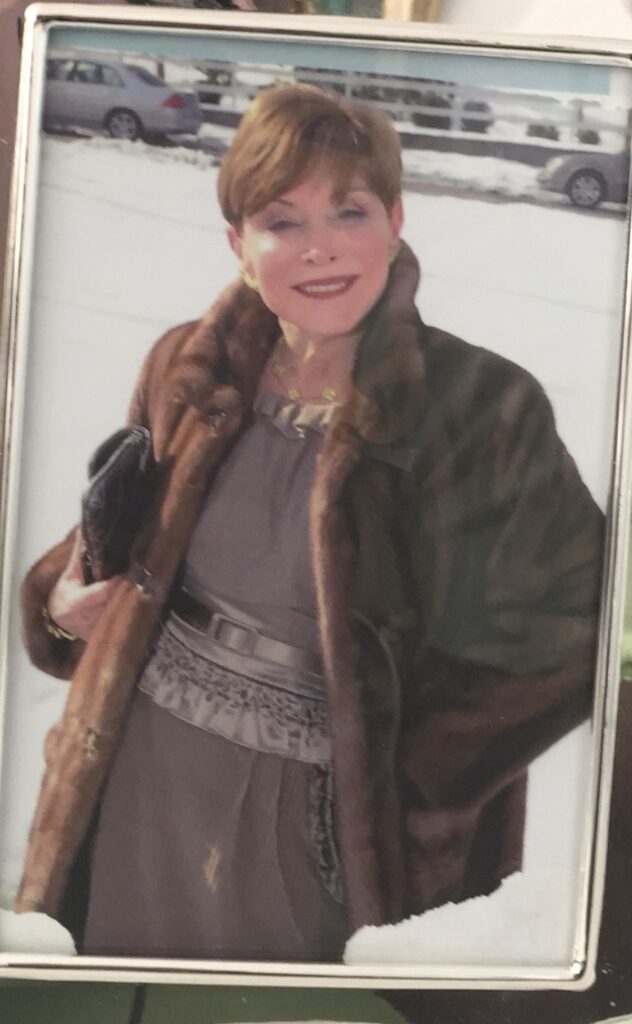 Lisa's mom who suffered from chronic pain